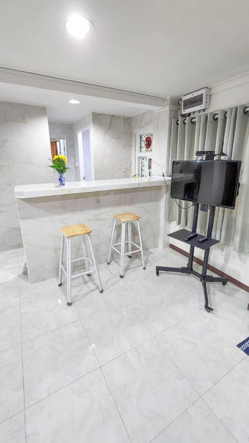 Apartment A4 Dindaeng Bangkok Exteriér fotografie