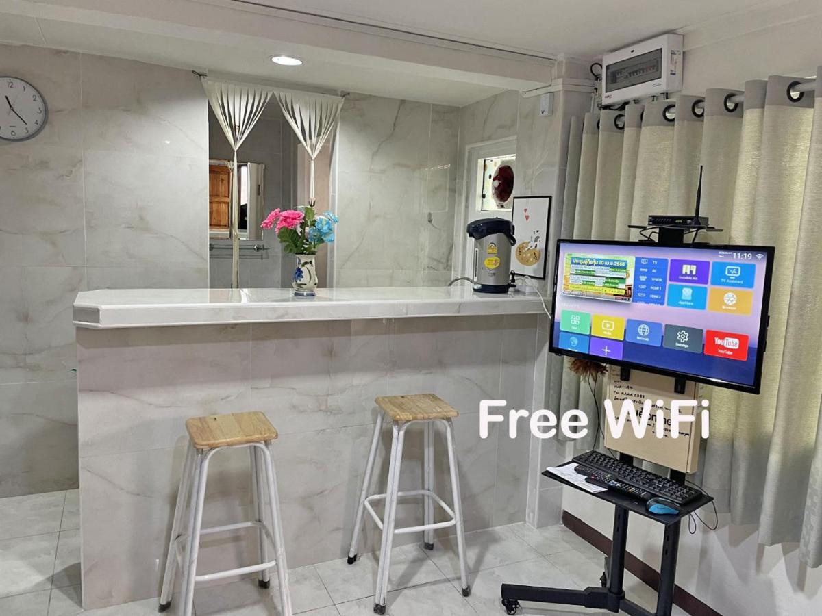 Apartment A4 Dindaeng Bangkok Exteriér fotografie
